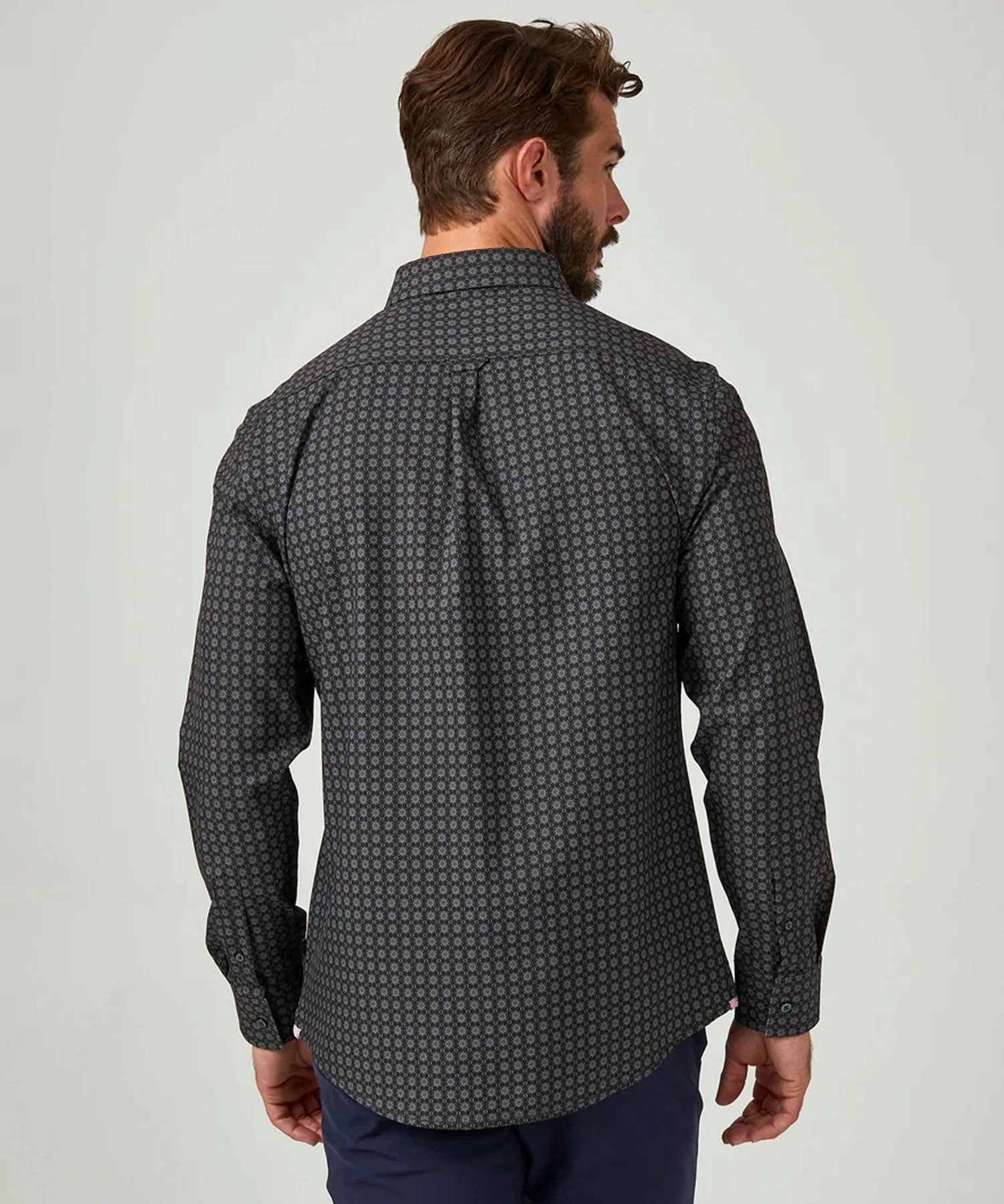 Chemise 7 Diamonds Meknes Noire: Élégance Intemporelle pour Hommes. Un Classique Revisité, Parfait en Toutes Saisons!