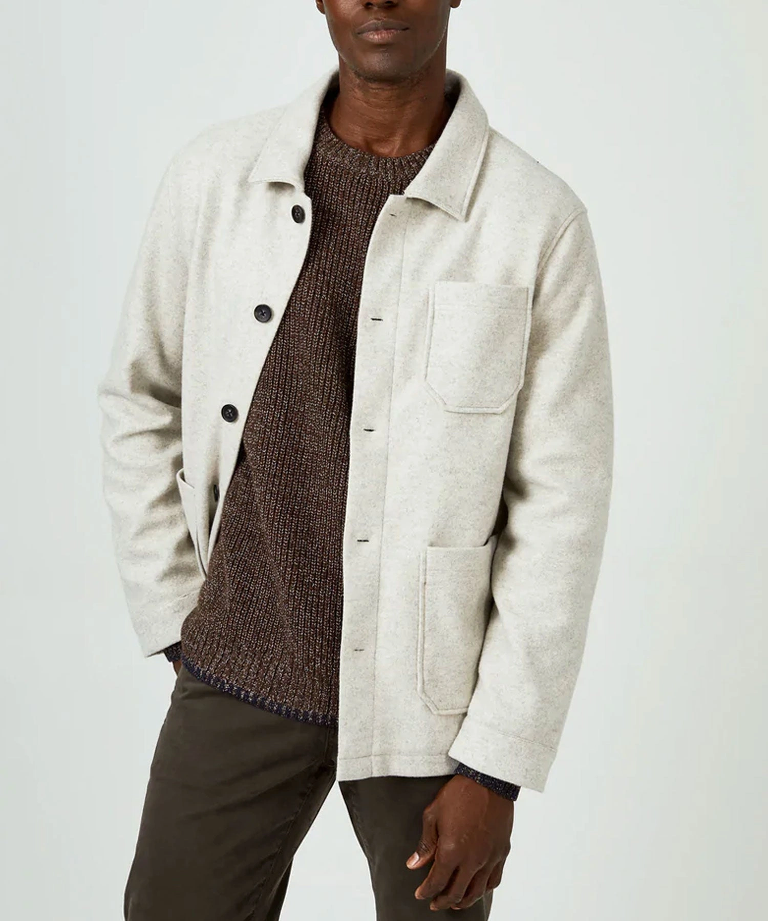 7 Diamonds Ecru : La génération Chore Coat, un classique revisité, élégance intemporelle pour lui.